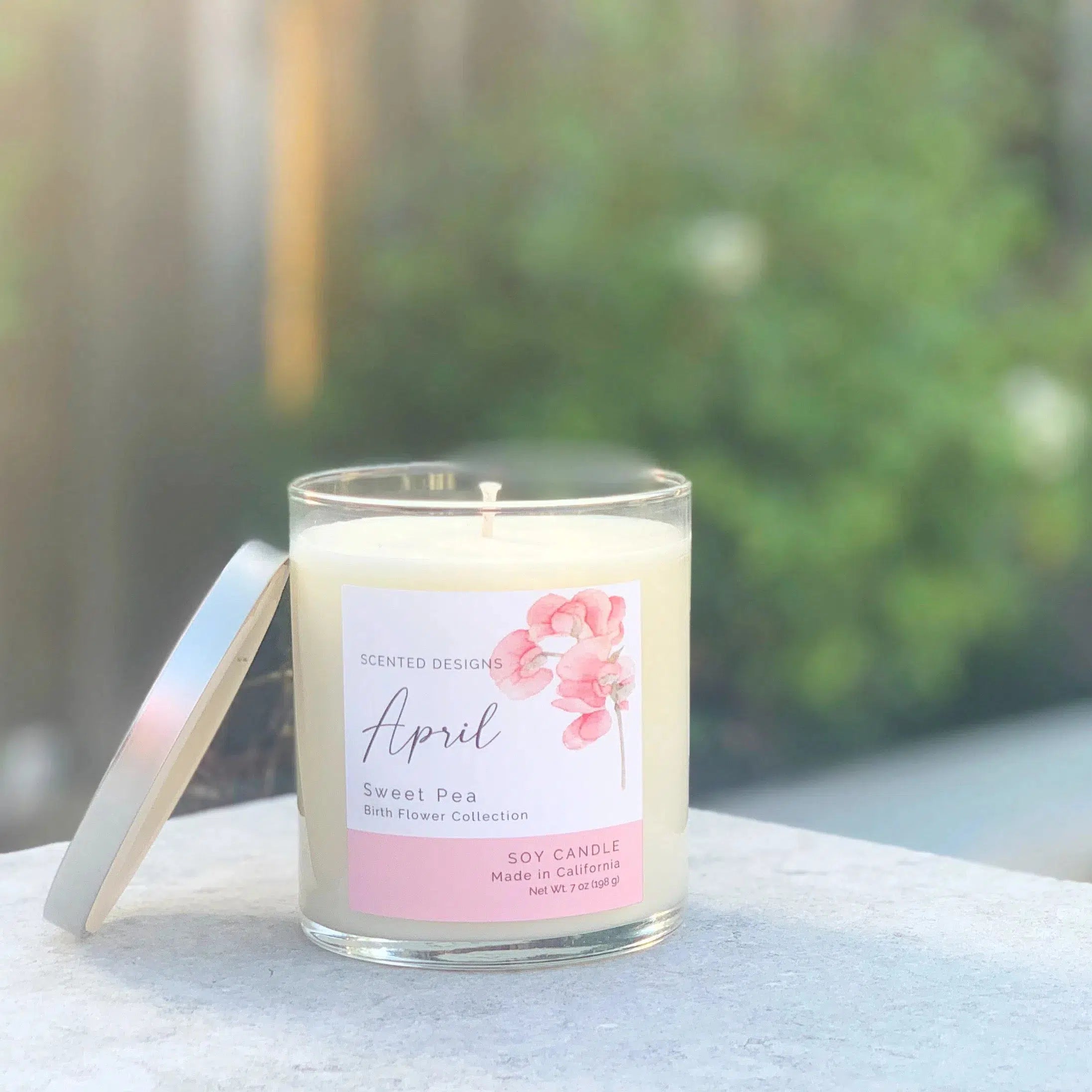 SWEET VANILLA Scented Candle Essential Oil Infused Vegan 