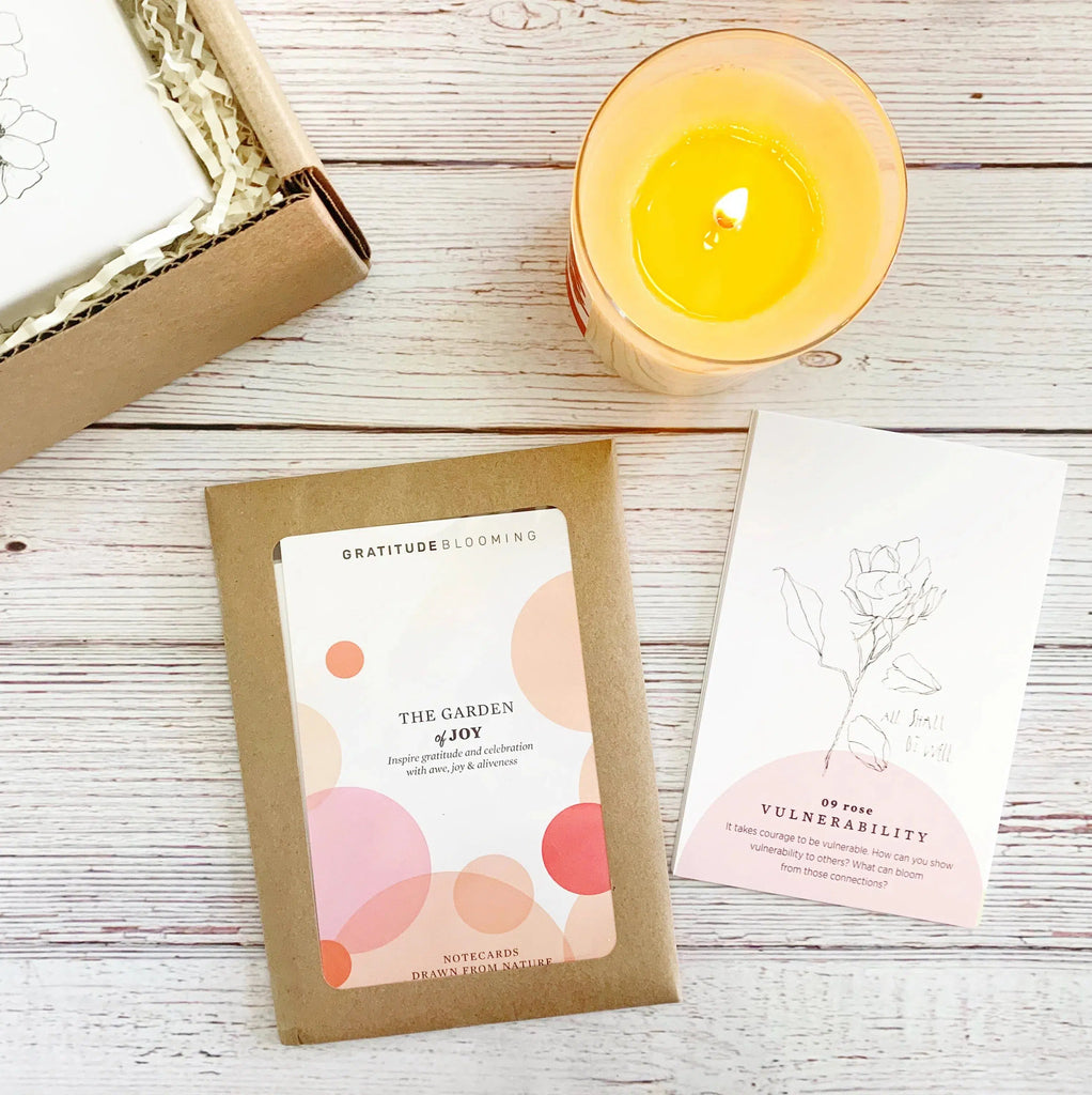 Candle Gift Box with Gratitude Blooming